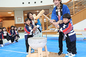 もちつき大会　うさぎ・りす・ことり 　NO．1