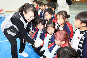 もちつき大会　年中組　NO.1