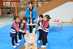 もちつき大会　年中組　NO.1