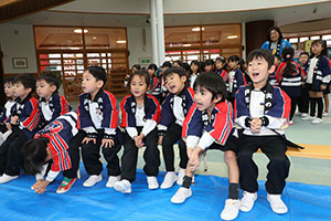 もちつき大会　年中組　NO.1