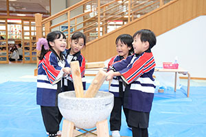 もちつき大会　年中組　NO.1