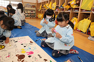 ペインティングごっこ　D