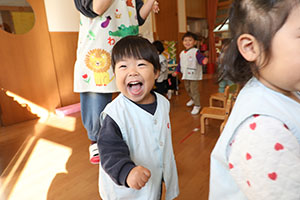 いす取りゲーム楽しかったね　ひよこ