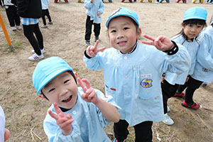 お散歩へでかけました　さくら・たんぽぽ