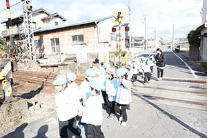 お散歩へでかけました　さくら・たんぽぽ