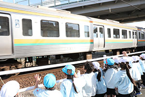 お散歩へでかけました　さくら・たんぽぽ