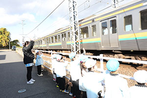 お散歩へでかけました　さくら・たんぽぽ