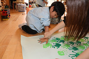 クリスマスツリーの制作　うさぎ