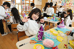 クリスマスの帽子の制作　A