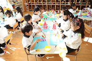 クリスマスの帽子の制作　A