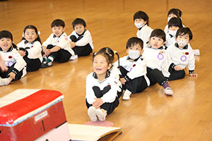 体操教室　ー跳び箱ー　すみれ