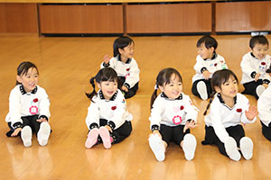 体操教室　ー跳び箱ー　ばら