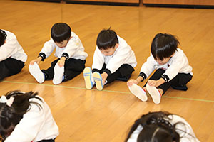 体操教室　ー跳び箱ー　ばら