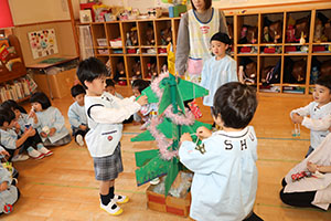 クリスマスツリーの飾り付け✨🎄　ぱんだ