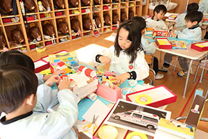 乗り物の制作🚙　ひまわり・A