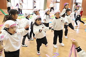 リズムフェスティバルごっこ　たんぽぽ・C