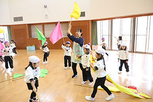 リズムフェスティバルごっこ　たんぽぽ・C