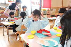 サンタさんの制作　りす