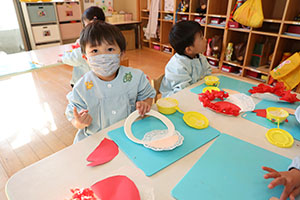 サンタさんの制作　りす