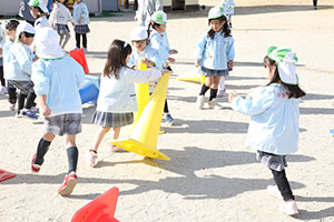 コーンで楽しい運動遊び　ことり・こあら