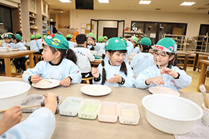 陶芸教室　楽しかったね　年長A・B　NO．1