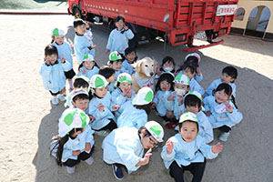 ふれあい動物園　たのしかったね　年少組