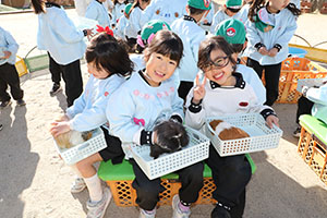 ふれあい動物園　たのしかったね　年長組