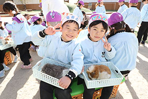 ふれあい動物園　たのしかったね　年長組