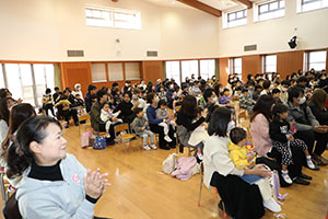 ふれあいコンサート エンゼルキッズクラブ・2歳児クラス