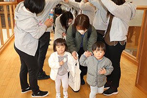 ふれあいコンサート エンゼルキッズクラブ・2歳児クラス