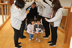 ふれあいコンサート エンゼルキッズクラブ・2歳児クラス