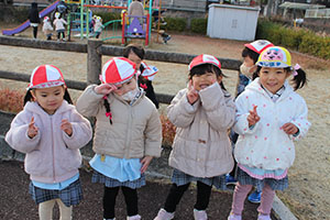 お散歩へでかけました　りす・ぱんだ