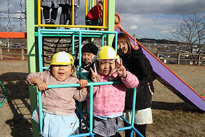 お散歩へでかけました　りす・ぱんだ