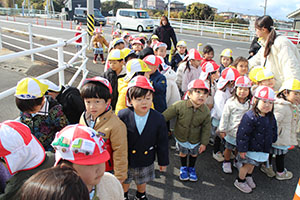 お散歩へでかけました　りす・ぱんだ