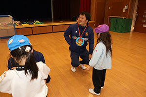 ヴィアティン三重　サッカー教室が開かれました　E・全クラス集合写真