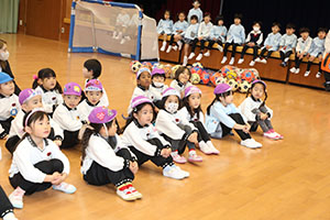 ヴィアティン三重　サッカー教室が開かれました　C・D