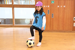 ヴィアティン三重　サッカー教室が開かれました　C・D