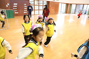 ヴィアティン三重　サッカー教室が開かれました　C・D