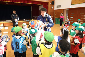 ヴィアティン三重　サッカー教室が開かれました　A・B