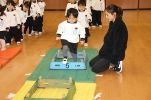 体操教室 　ー跳び箱ー　こあら