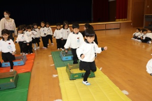 体操教室 　ー跳び箱ー　こあら