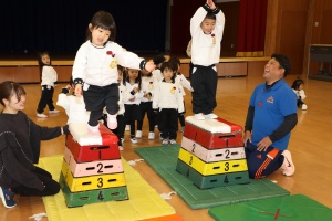 体操教室 　ー跳び箱ー　ぱんだ