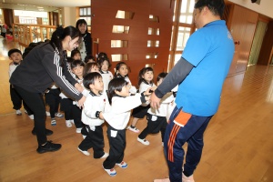 体操教室 　ー跳び箱ー　きりん