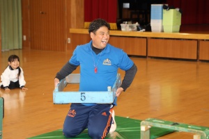 体操教室 　ー跳び箱ー　きりん