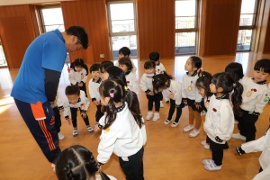 体操教室 　ー跳び箱ー　きりん