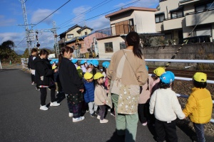 お散歩へでかけました　あひる・さくら