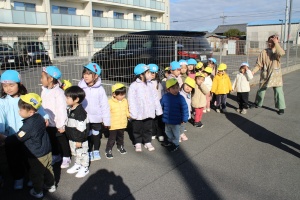 お散歩へでかけました　あひる・さくら