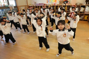 楽器で遊びました🎵　きりん