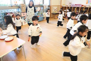 楽器で遊びました🎵　きりん