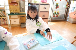 年賀状を書きました　ことり